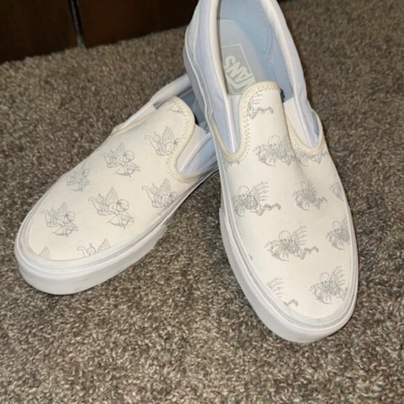 Vans - Picture 2 of 3